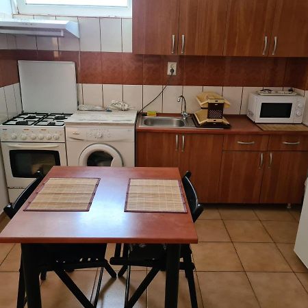 Ogadugu Apartment Bucureşti Ngoại thất bức ảnh